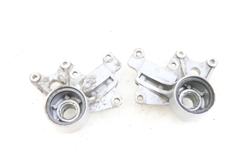 photo de SUPPORT ETRIER FREIN AVANT PIAGGIO MP3 LT 400 (2007 - 2012) - Vue d’ensemble