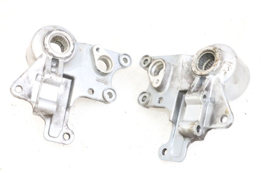 photo de SUPPORT ETRIER FREIN AVANT PIAGGIO MP3 500 (2011 - 2015)