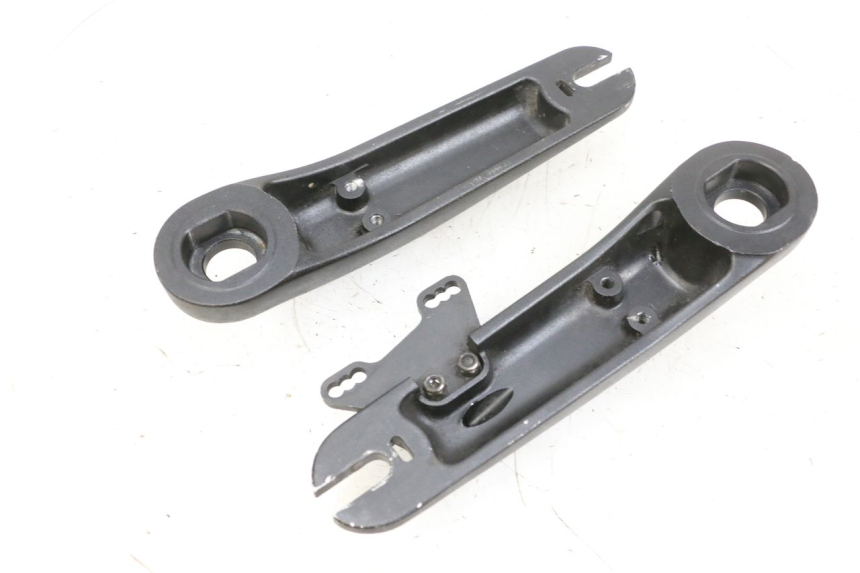 photo de SUPPORT ETRIER FREIN AVANT DUALTRON VICTOR LIMITED 1