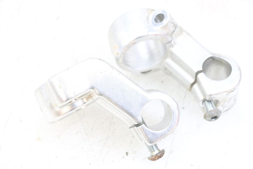 photo de SUPPORT GUIDON GILERA DNA 50 (2000 - 2007)