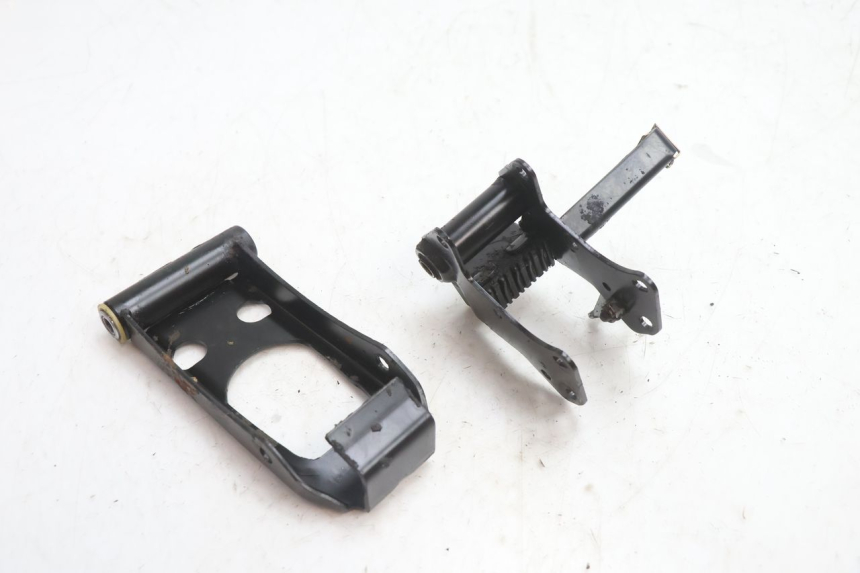 photo de SUPPORT MOTEUR PEUGEOT 103 SPX CLIP 50 (1989 - 1992) - Zoom état d’usage