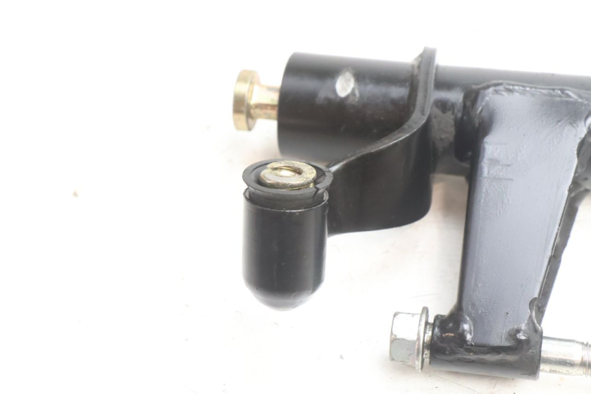 photo de SUPPORT MOTEUR KYMCO AGILITY 16+ 4T 50 (2018 - 2023) - Détail de la pièce