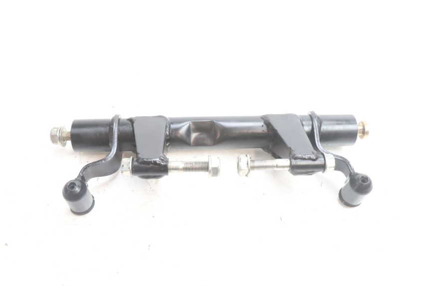 photo de SUPPORT MOTEUR KYMCO AGILITY 16+ 4T 50 (2018 - 2023) - Points de fixation