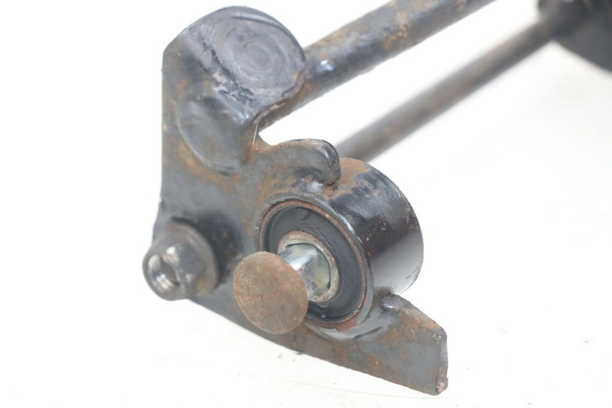 photo de SUPPORT MOTEUR MBK BOOSTER SPIRIT NAKED 50 (2004 - 2017) - Autre angle de vue