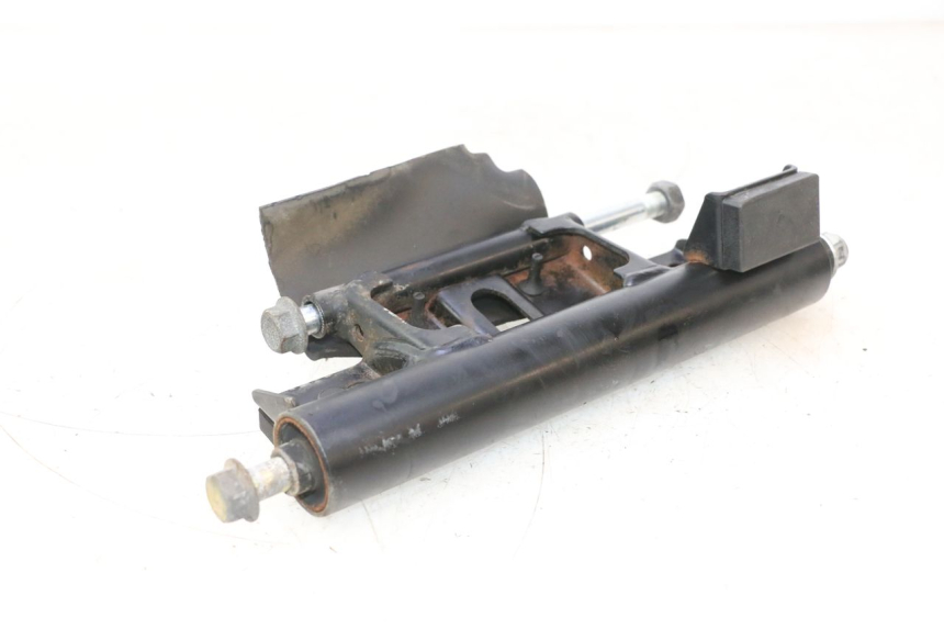 photo de SUPPORT MOTEUR SUZUKI BURGMAN 125 (2007 - 2014) - Détail de la pièce