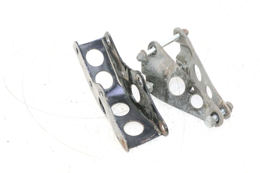 photo de SUPPORT MOTEUR HONDA CB TWO FIFTY 250 (1991 - 2002) - Autre angle de vue