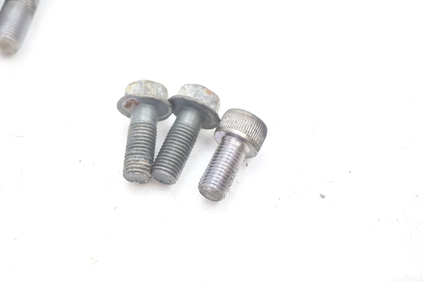 photo de SUPPORT MOTEUR YAMAHA FJR 1300 (2001 - 2005) - Vue d’ensemble