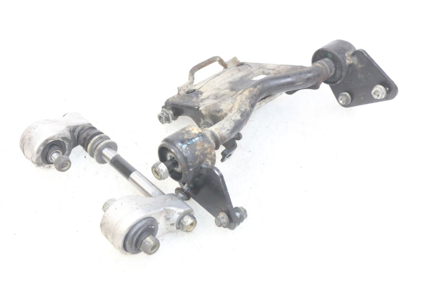 photo de SUPPORT MOTEUR GILERA GP 800 (2007 - 2013)