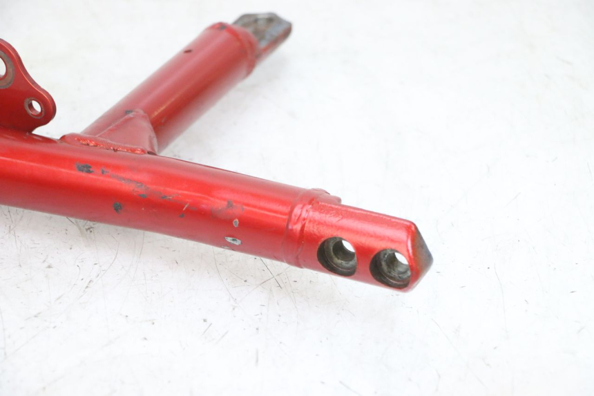 photo de SUPPORT MOTEUR SUZUKI GSF N BANDIT 600 (1996 - 1999) - Points de fixation