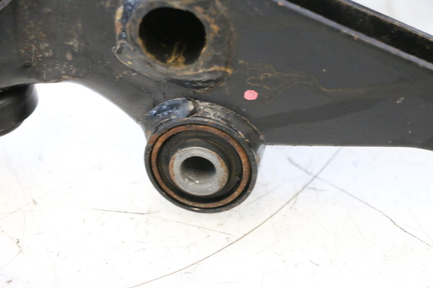 photo de SUPPORT MOTEUR SYM GTS EVO 125 (2009 - 2013) - Zoom état d’usage