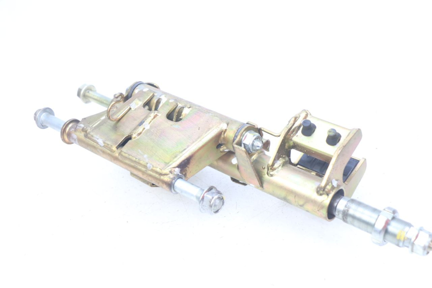 photo de SUPPORT MOTEUR HONDA FES PANTHEON 2T 125 (1998 - 2002)