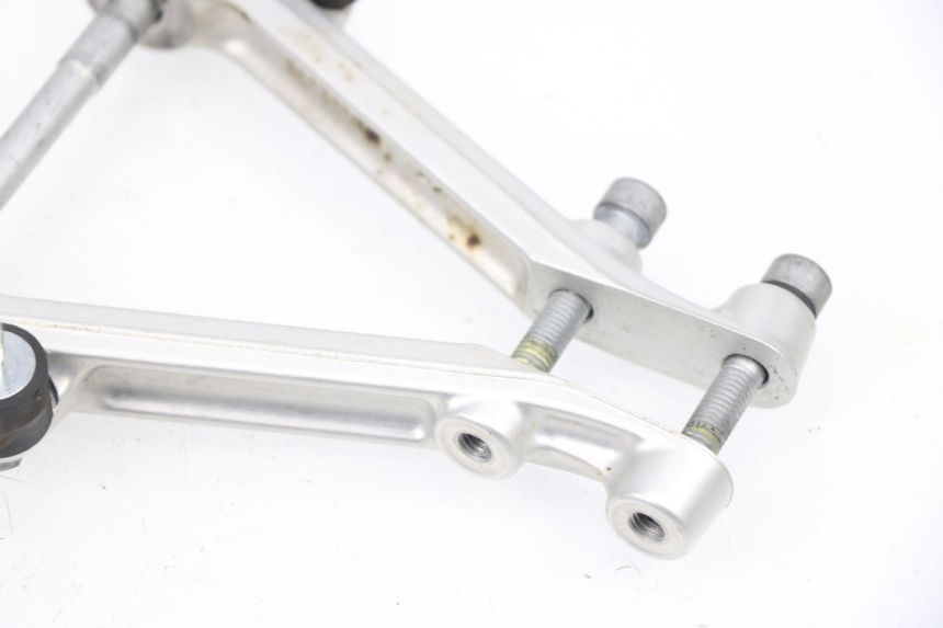 photo de SUPPORT MOTEUR HUSQVARNA SVARTPILEN 701 690 (2019 - 2020)