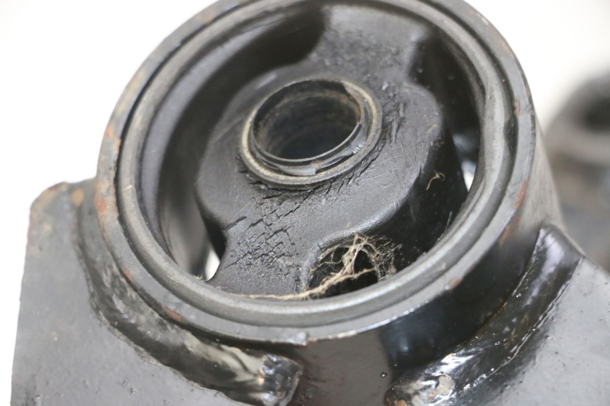 photo de SUPPORT MOTEUR PIAGGIO IE MP3 YOURBAN 300 (2011 - 2016)