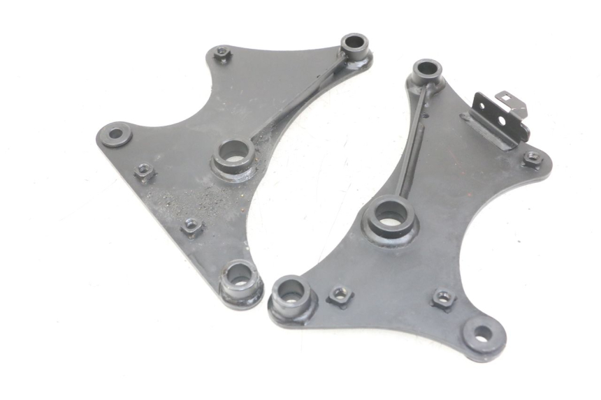 photo de SUPPORT MOTEUR KAWASAKI ER-6 ER6 N 650 (2012 - 2016)