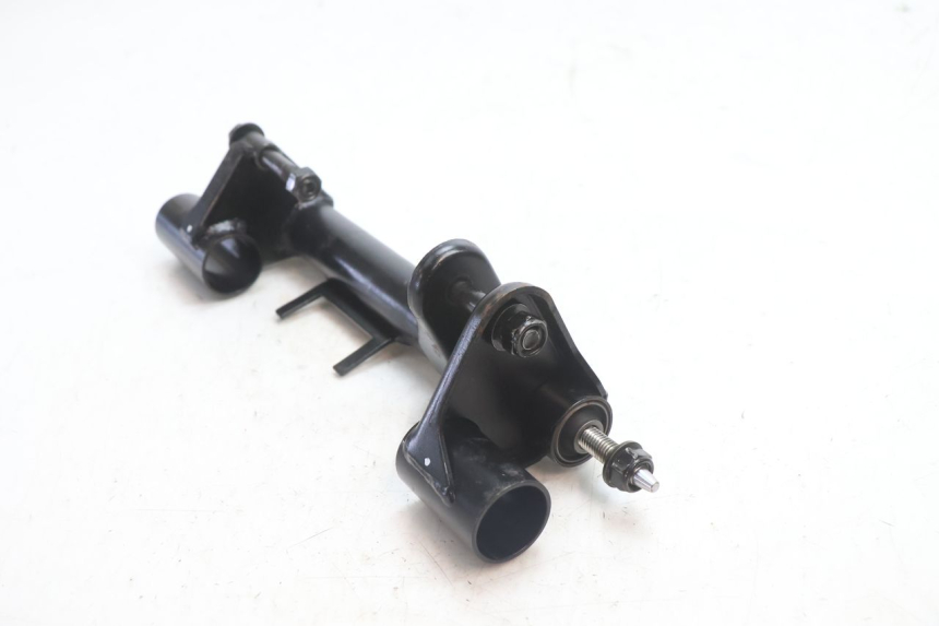 photo de SUPPORT MOTEUR PEUGEOT KISBEE 2T 50 (2018 - 2022) - Gros plan technique