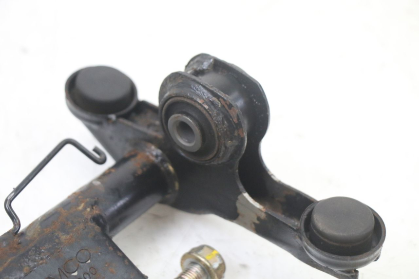 photo de SUPPORT MOTEUR KYMCO PEOPLE S 125 (2000 - 2008)