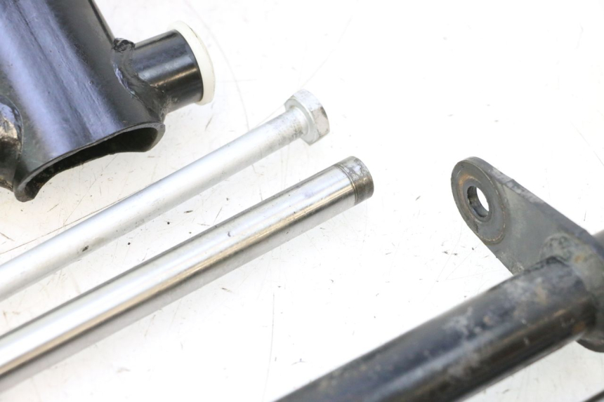 photo de SUPPORT MOTEUR PIAGGIO LIBERTY IGET S 125 (2016 - 2020) - Focus structure