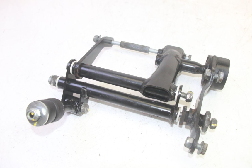 photo de SUPPORT MOTEUR PIAGGIO MP3 HPE 350 (2018 - 2020) - Détail de la pièce