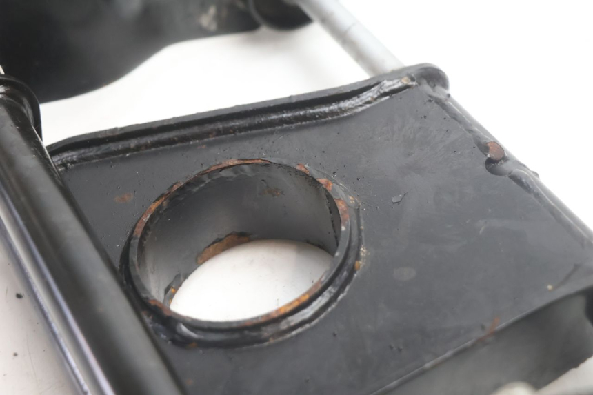 photo de SUPPORT MOTEUR PIAGGIO MP3 HPE 530 (2022 - 2026) - État de surface