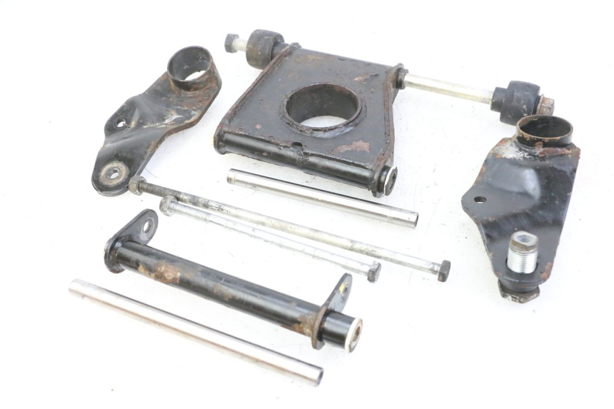 photo de SUPPORT MOTEUR PIAGGIO MP3 LT 400 (2007 - 2012) - Détail de la pièce