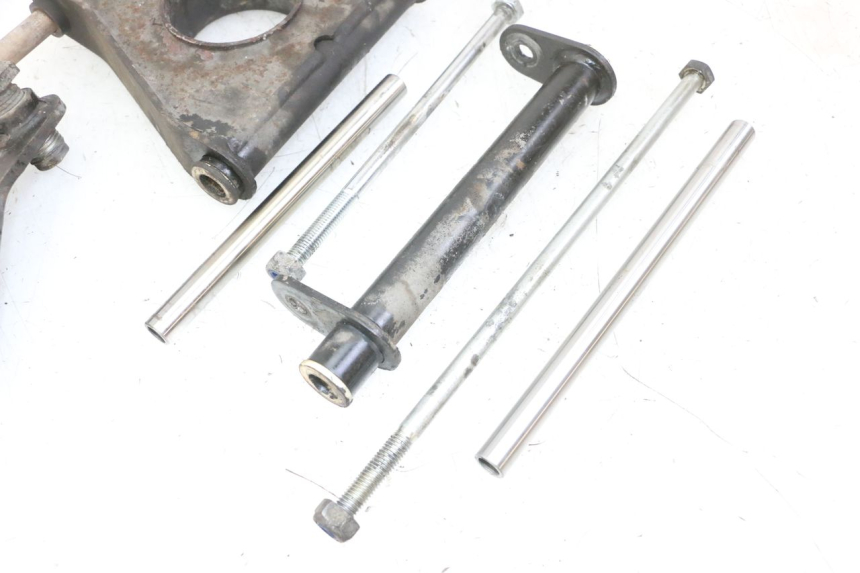photo de SUPPORT MOTEUR PIAGGIO MP3 LT 400 (2007 - 2012)