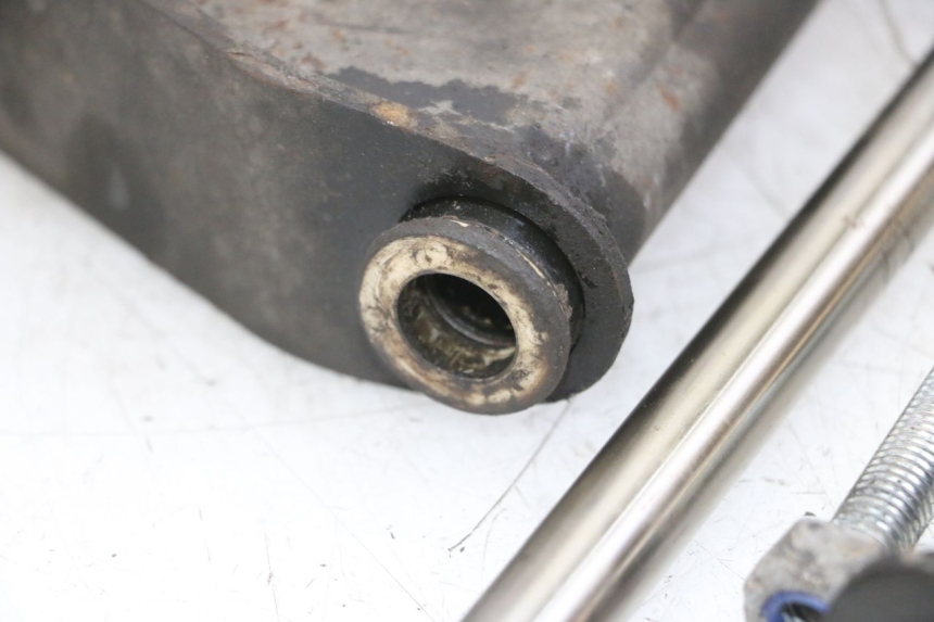 photo de SUPPORT MOTEUR PIAGGIO MP3 LT 400 (2007 - 2012)