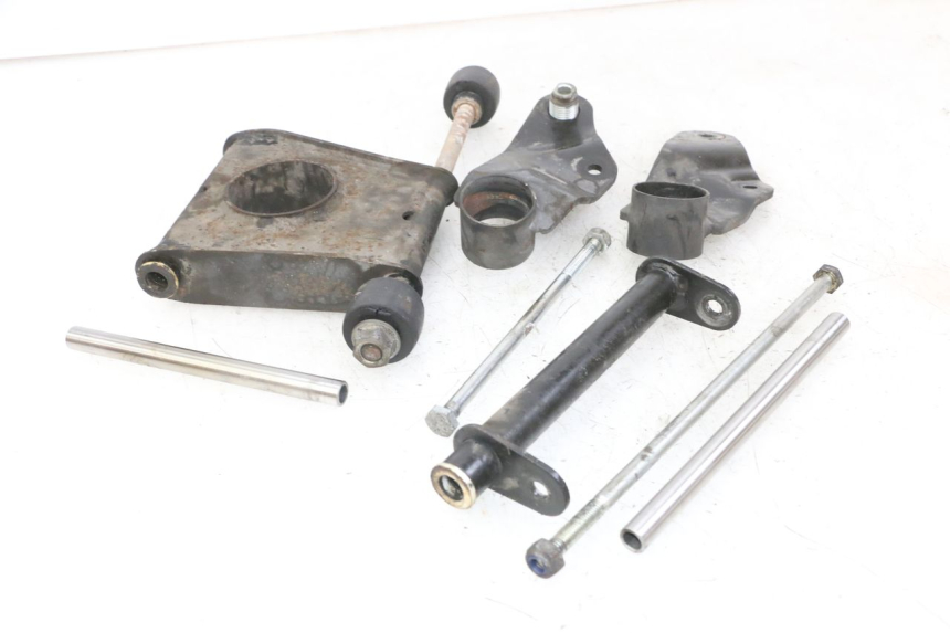 photo de SUPPORT MOTEUR PIAGGIO MP3 LT 400 (2007 - 2012)