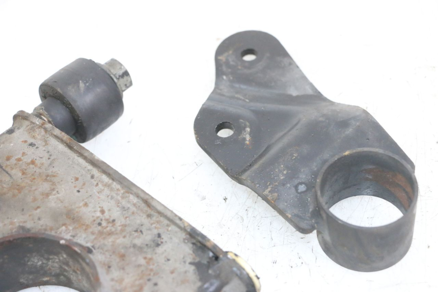 photo de SUPPORT MOTEUR PIAGGIO MP3 LT 400 (2007 - 2012)