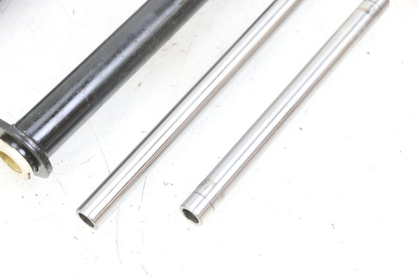 photo de SUPPORT MOTEUR PIAGGIO MP3 LT 400 (2007 - 2012) - Vue d’ensemble