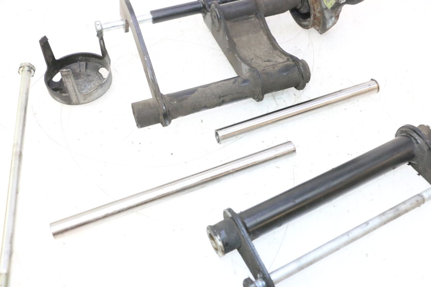 photo de SUPPORT MOTEUR PIAGGIO MP3 LT 300 (2010 - 2016) - Focus structure
