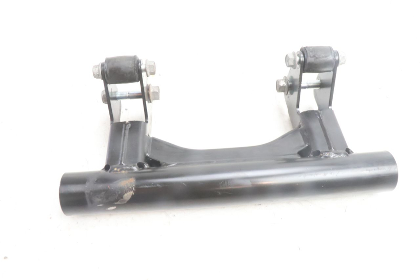 photo de SUPPORT MOTEUR YAMAHA N-MAX NMAX 125 (2021 - 2024) - Zoom état d’usage