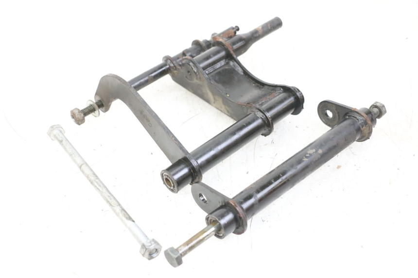 photo de SUPPORT MOTEUR PIAGGIO BEVERLY 125 (1998 - 2005)