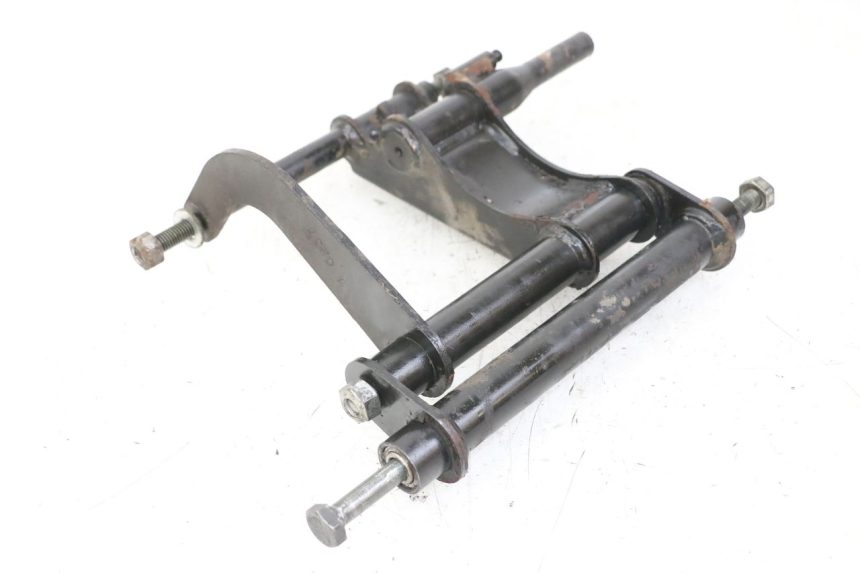 photo de SUPPORT MOTEUR PIAGGIO BEVERLY 125 (1998 - 2005)