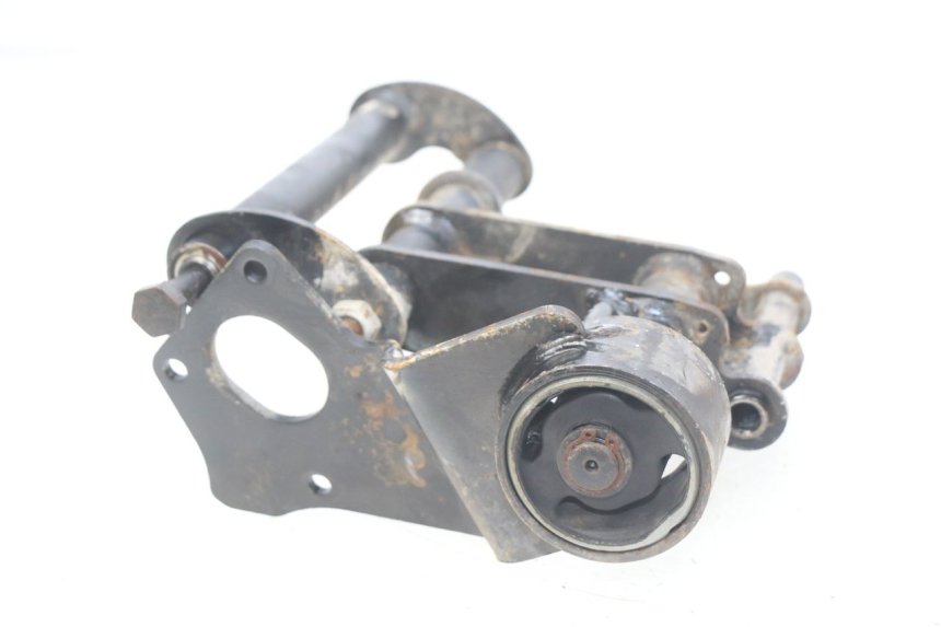 photo de SUPPORT MOTEUR PIAGGIO FLY 100 (2006 - 2010)