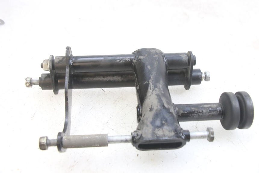 photo de SUPPORT MOTEUR PIAGGIO MEDLEY 125 (2016 - 2023)