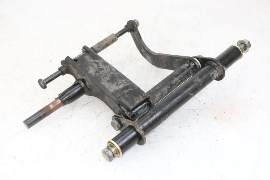 photo de SUPPORT MOTEUR PIAGGIO VESPA GRANTURISMO 200 (2004 - 2005)
