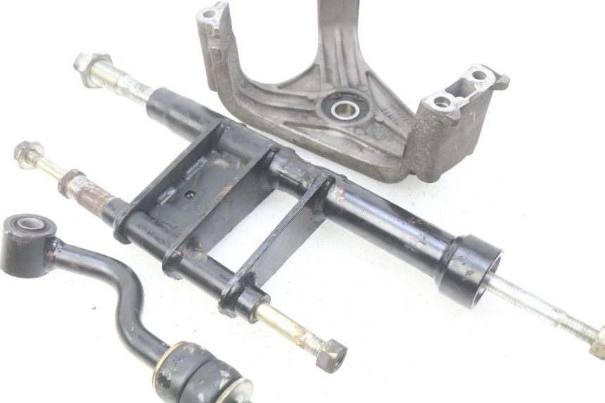 photo de SUPPORT MOTEUR PIAGGIO X9 EVOLUTION 500 (2003 - 2005)