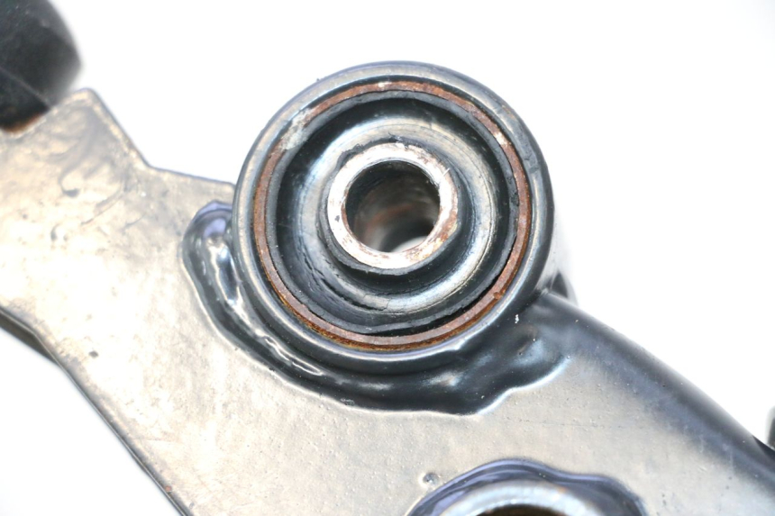 photo de SUPPORT MOTEUR YIYING RETRO 125 (2008 - 2018) - Détail de la pièce