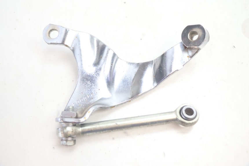 photo de SUPPORT MOTEUR HARLEY DAVIDSON ROAD GLIDE FLTRXSE 1920 (2018 - 2022) - Autre angle de vue
