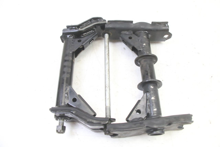 photo de SUPPORT MOTEUR PEUGEOT SATELIS 125 (2013 - 2018)