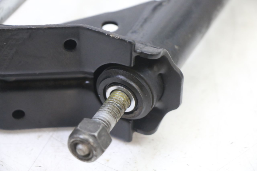 photo de SUPPORT MOTEUR PEUGEOT SATELIS 125 (2013 - 2018)