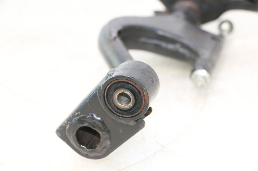 photo de SUPPORT MOTEUR FYM SCOOTERONE 125 (2006 - 2008) - Gros plan technique