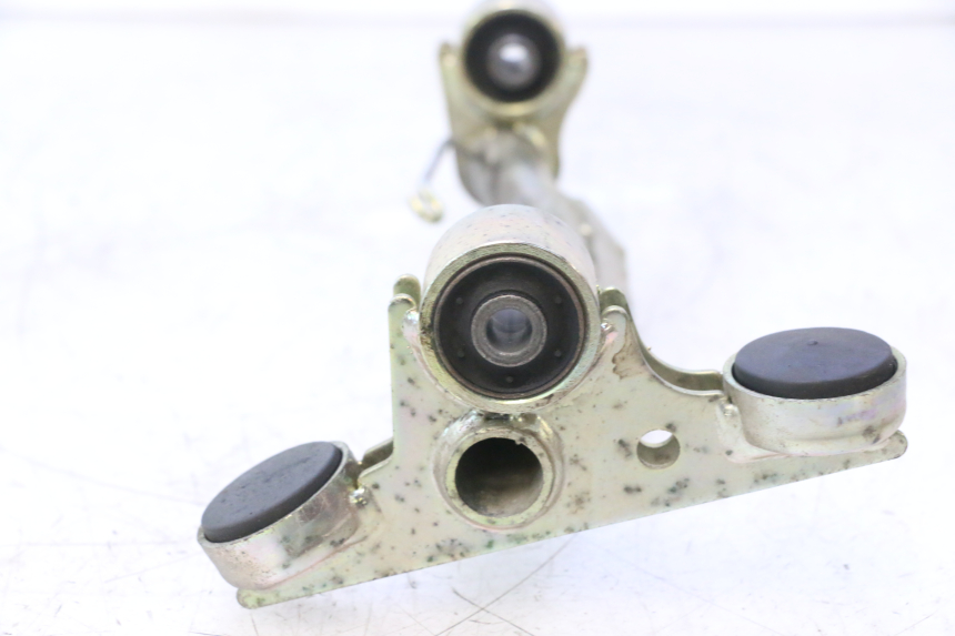 photo de SUPPORT MOTEUR HONDA SH 125 (2001 - 2003) - Détail de la pièce