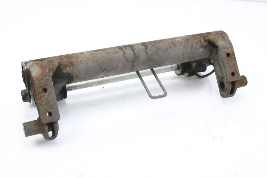 photo de SUPPORT MOTEUR SUZUKI AN BURGMAN 400 (2006 - 2010)