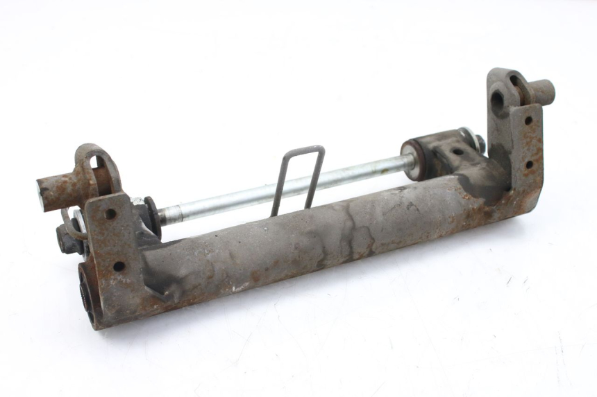 photo de SUPPORT MOTEUR SUZUKI AN BURGMAN 400 (2006 - 2010)