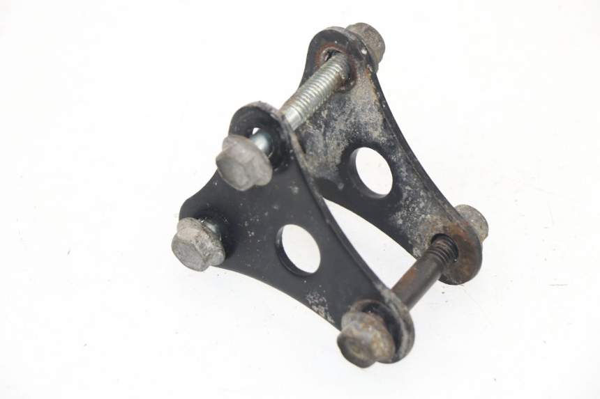 photo de SUPPORT MOTEUR SUZUKI DR DJEBEL 600 (1985 - 1990)