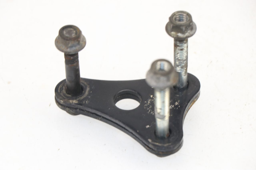 photo de SUPPORT MOTEUR SUZUKI DR DJEBEL 600 (1985 - 1990)