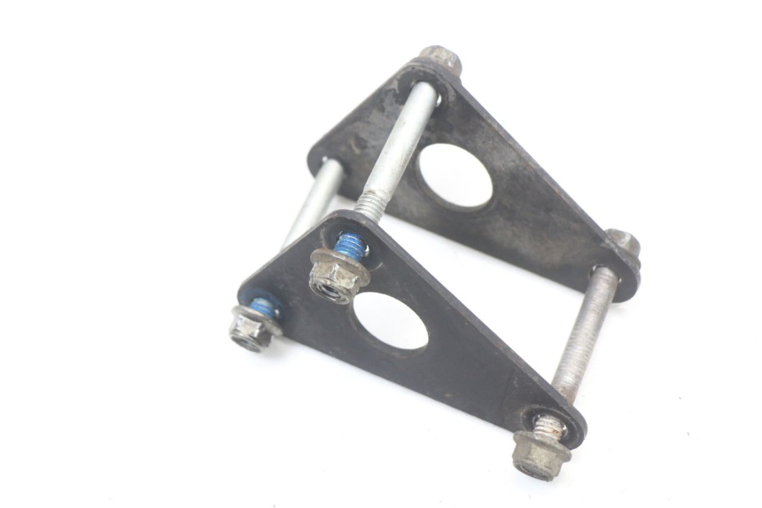 photo de SUPPORT MOTEUR SUZUKI VL INTRUDER 125 (2004 - 2007)