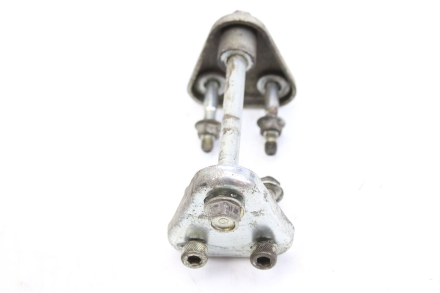 photo de SUPPORT MOTEUR SYM HUSKY 125 (1999 - 2005)