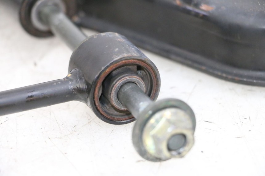 photo de SUPPORT MOTEUR YAMAHA XMAX X-MAX 125 (2006 - 2009) - Vue d’ensemble